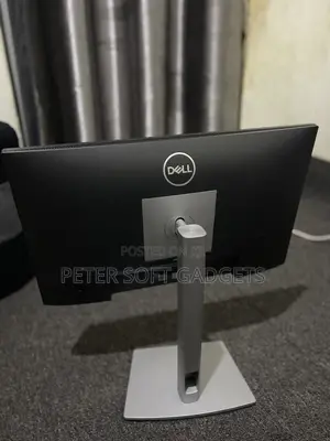 Dell Monitor 22inches Flameless (Ips)