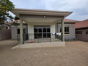 3bdrm House in Division A for sale