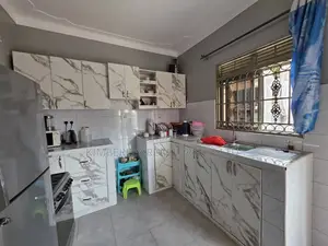3bdrm House in Division A for sale