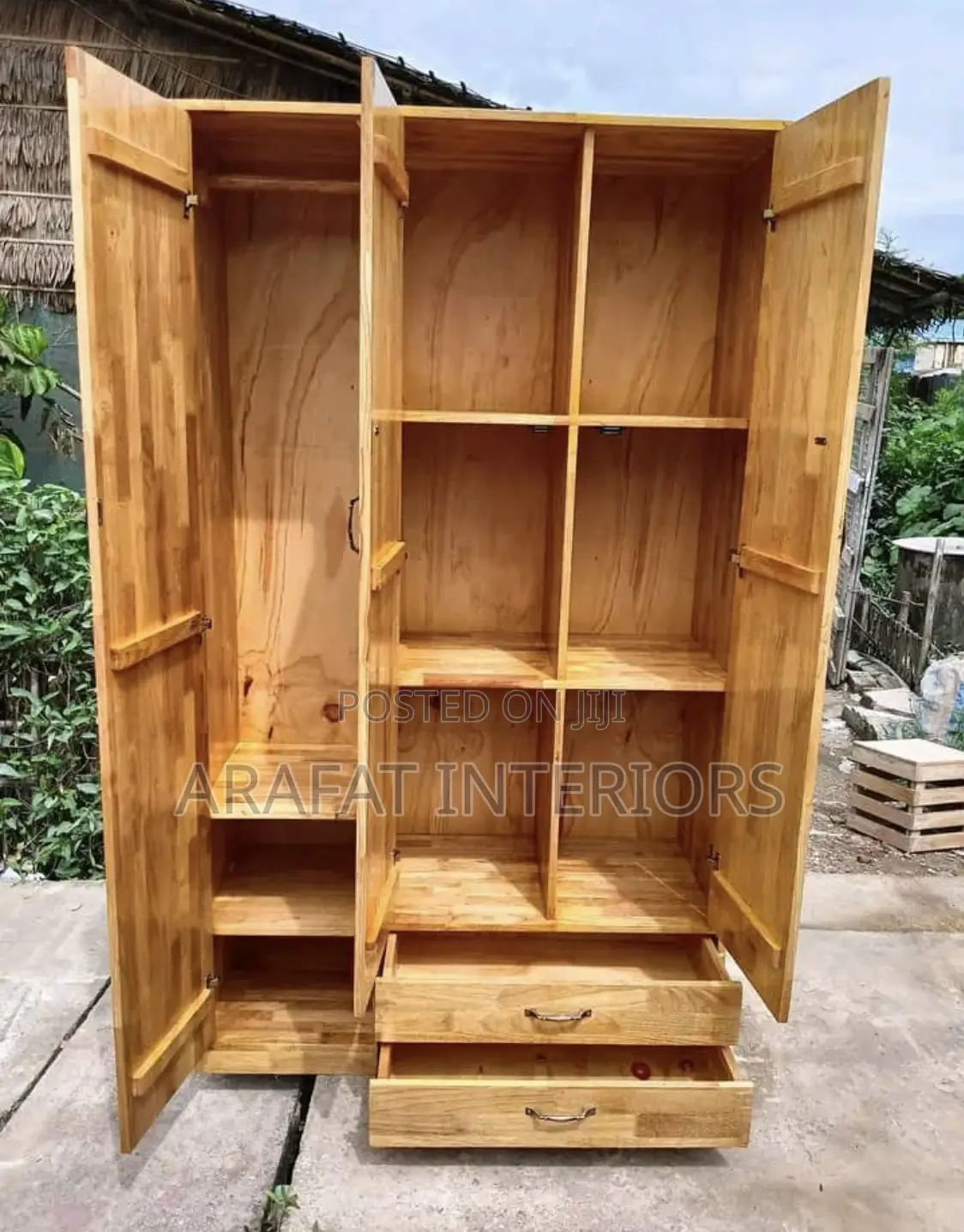 Beautiful Large 4-Door Solid Wood Wardrobe!