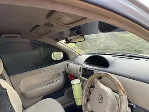 Toyota Sienta 2007 Silver