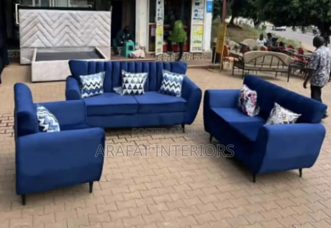 Stunning Royal Blue Velvet Sofa Set!