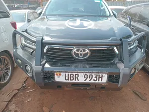 Toyota Hilux 2018 Black