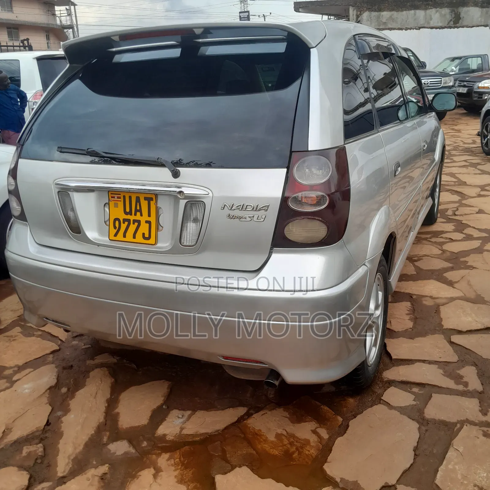 Toyota Nadia 2002 Silver