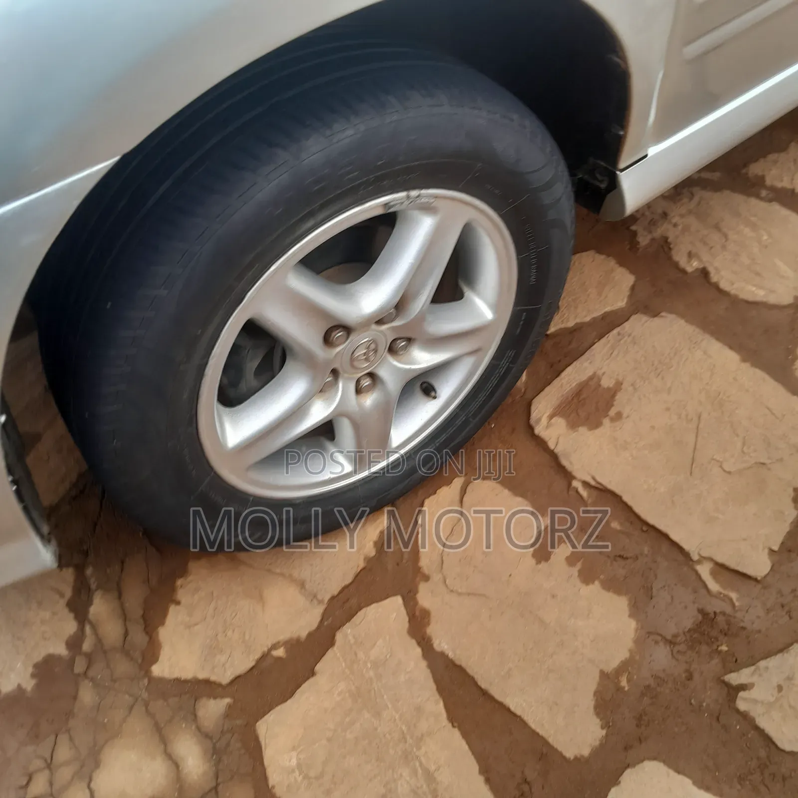 Toyota Nadia 2002 Silver