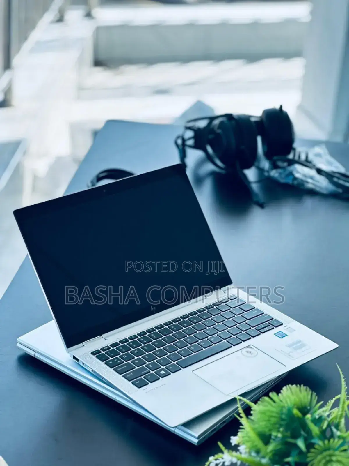 New Laptop HP EliteBook 1030 8GB Intel Core i7 SSD 512GB