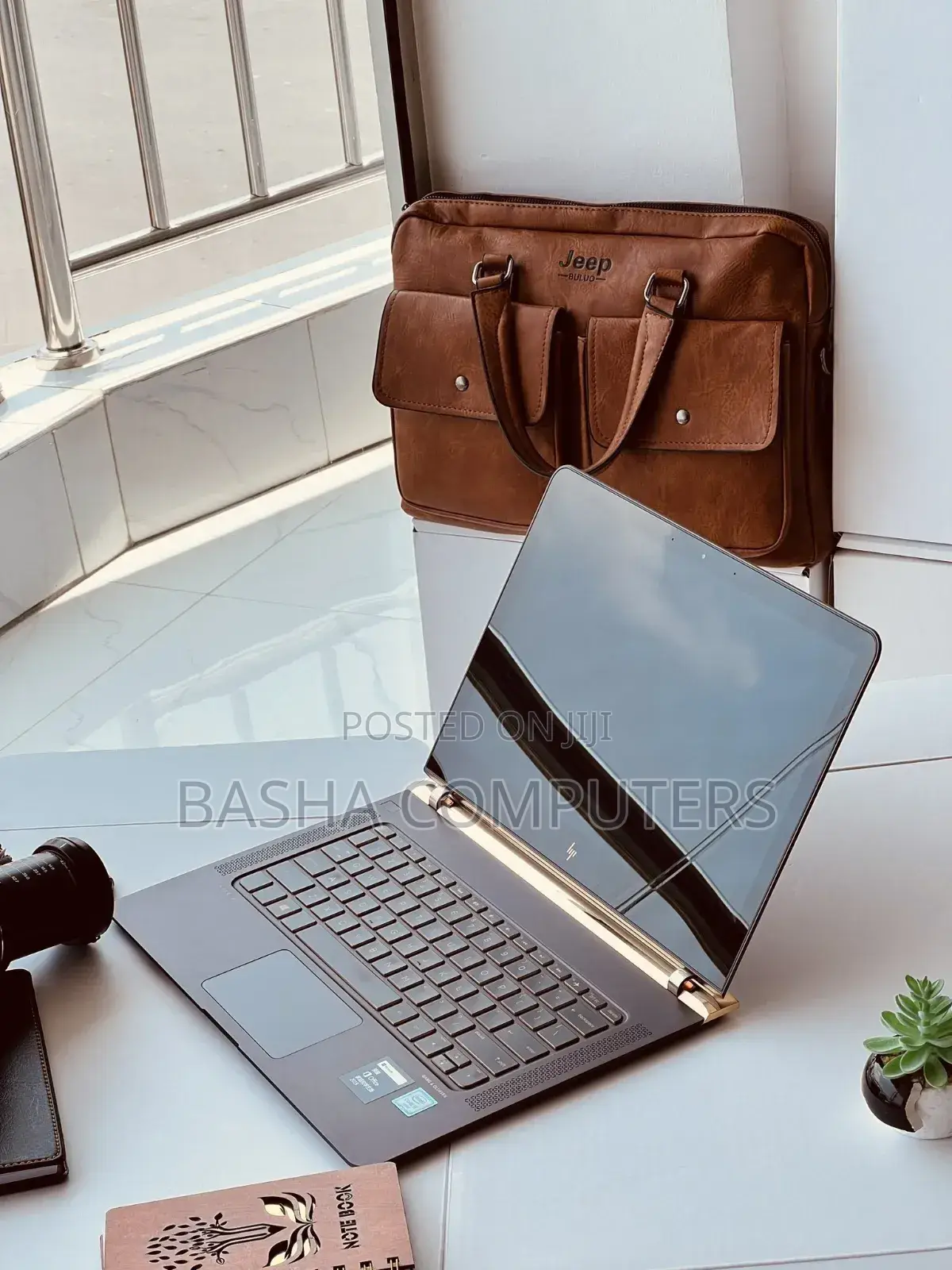 New Laptop HP Spectre X360 8GB Intel Core i5 SSHD (Hybrid) 256GB
