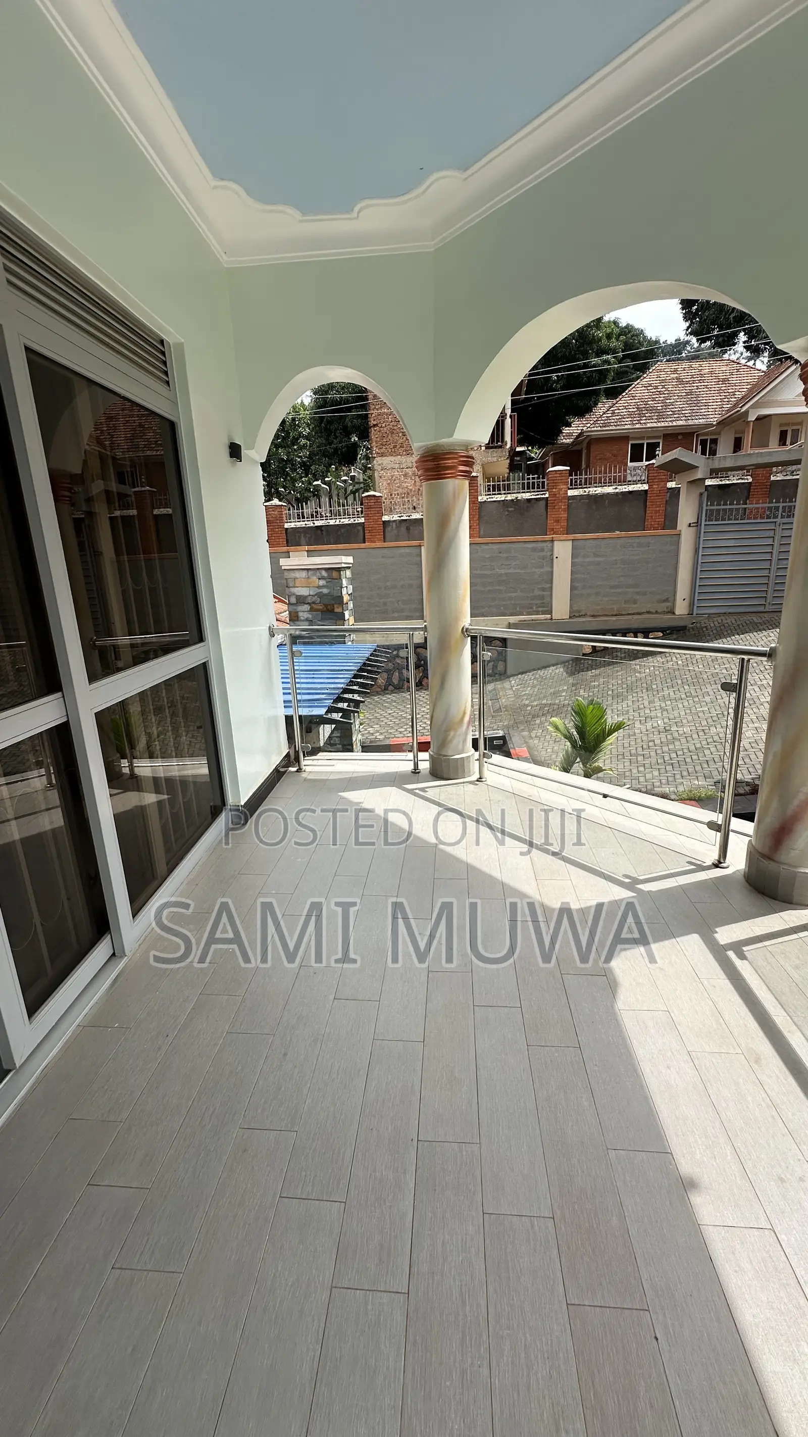 7bdrm Block of Flats in Wakiso / Wakiso for sale