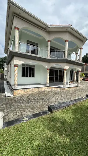7bdrm Block of Flats in Wakiso / Wakiso for sale