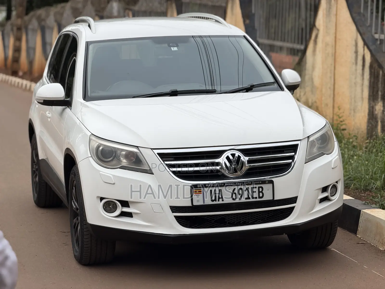 Volkswagen Tiguan 2010 White