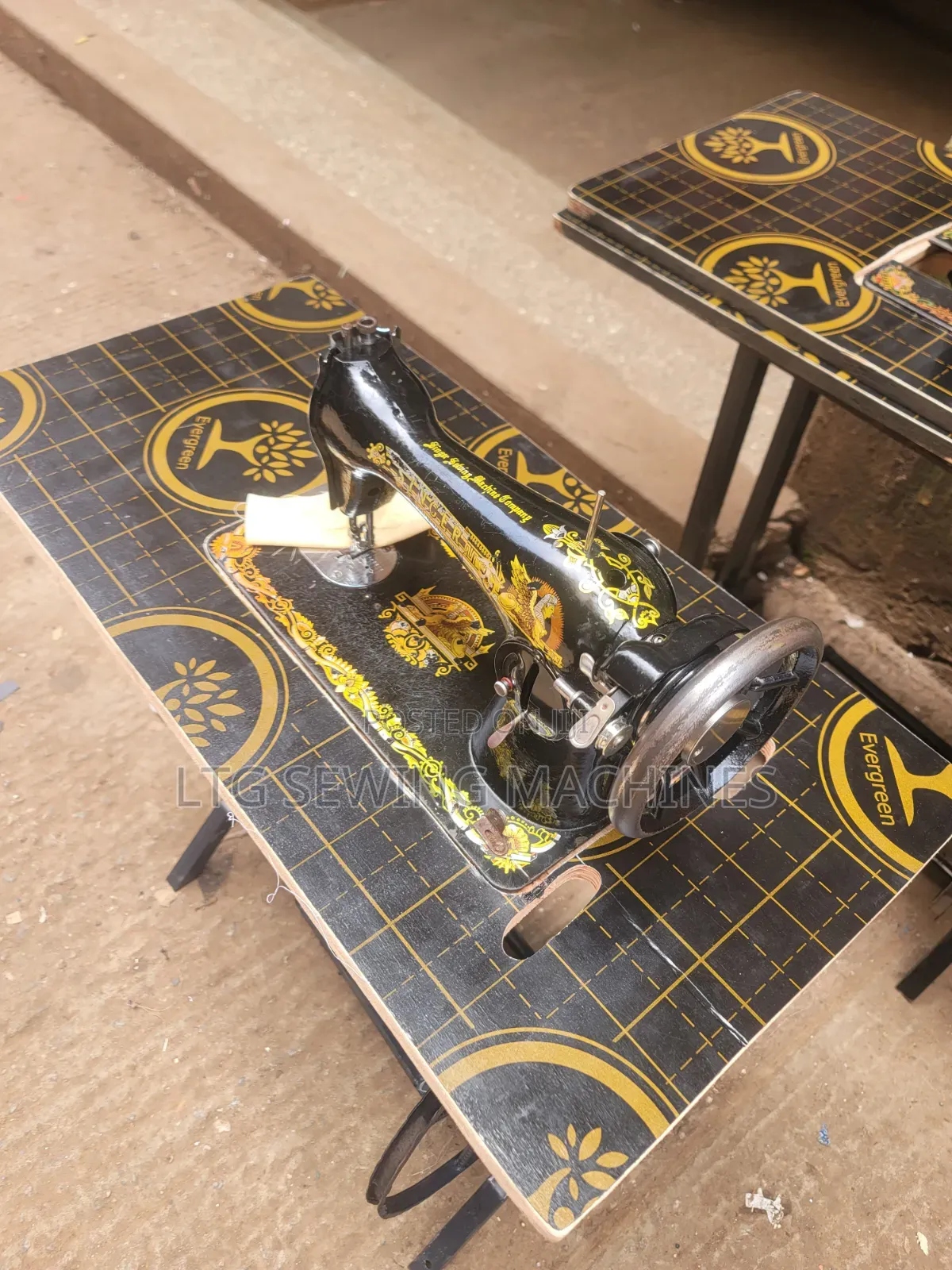 Ordinary Straight Stitching Machine