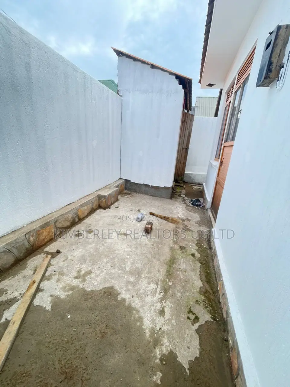3bdrm House in Division A for sale