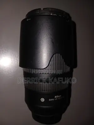 Nikon Telephoto Lens 70-300mm Vr
