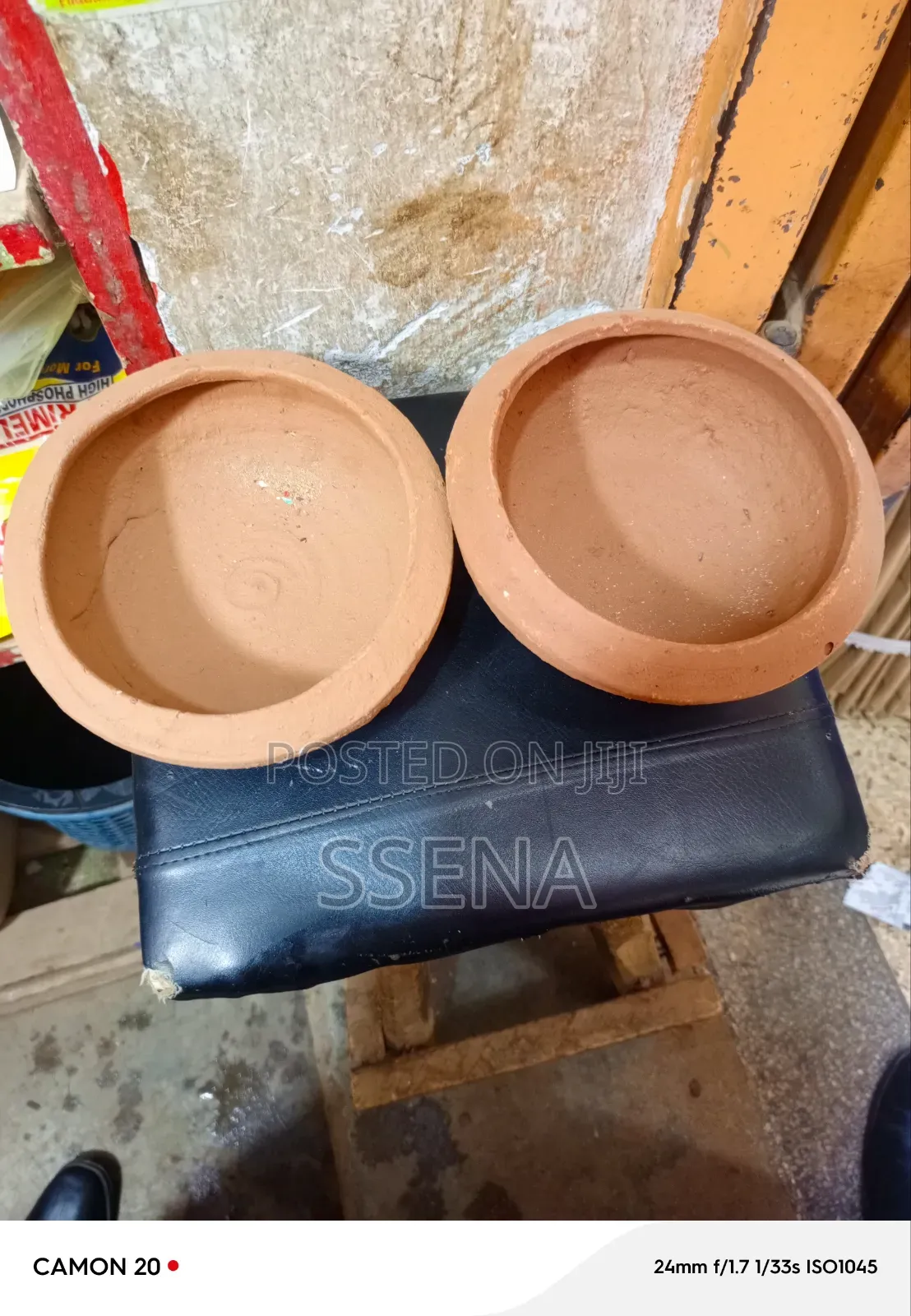 Rabbit Clay Feeders