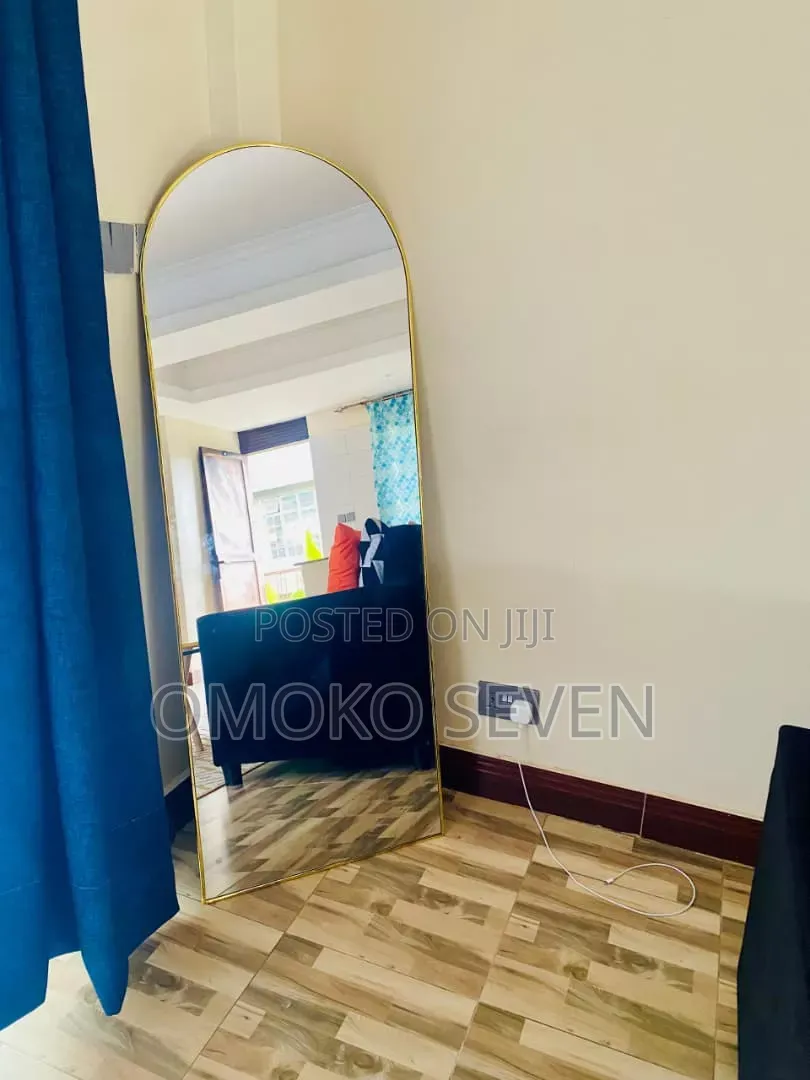 Dressing and Decorative Mirrors