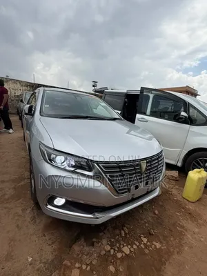 Toyota Premio 2016 Silver