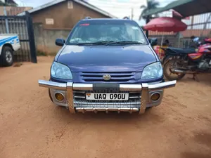 Toyota Raum 1998 Blue