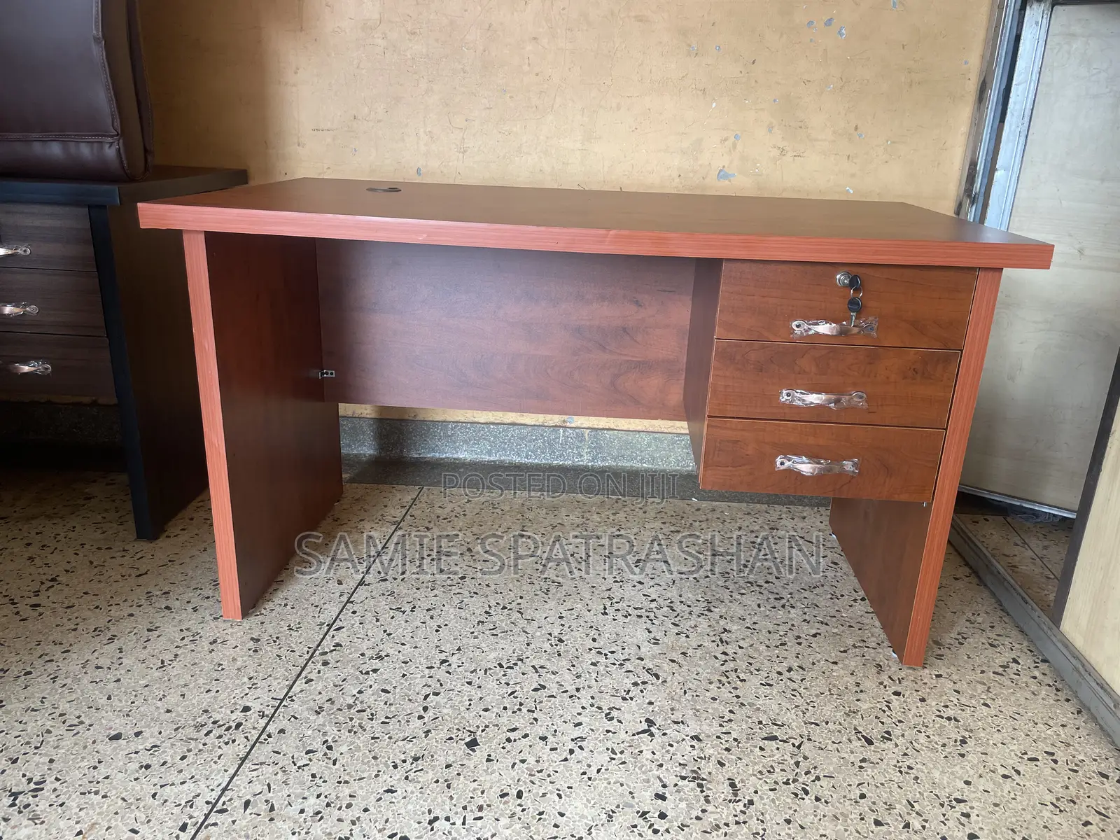 Rectangular Office Table