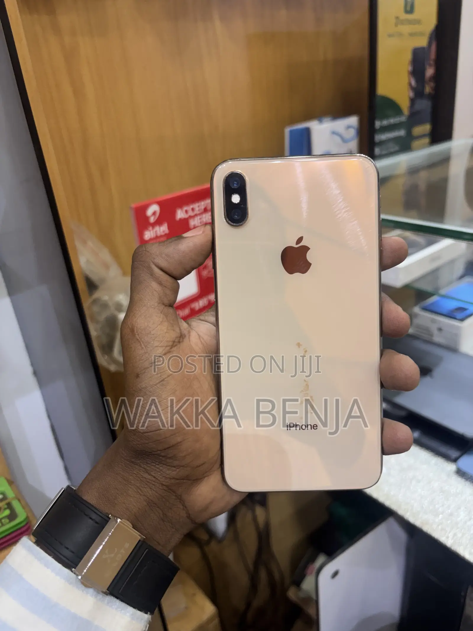 Apple iPhone XS Max 64 GB Gold