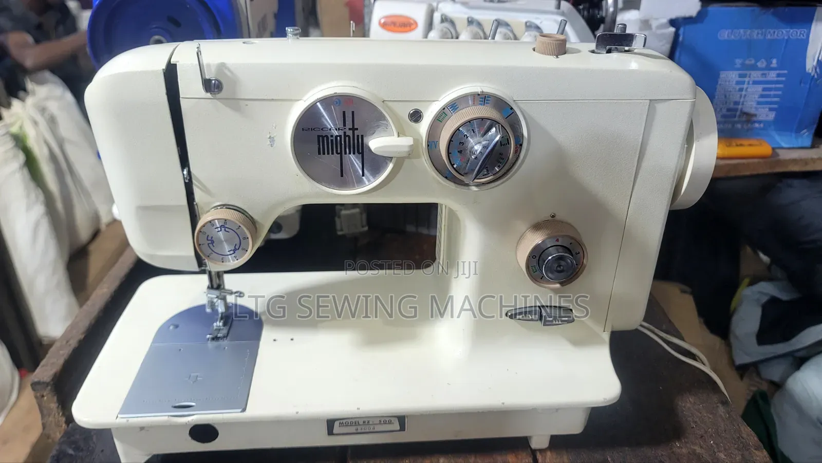 Riccar Zigzager Sewing Machine