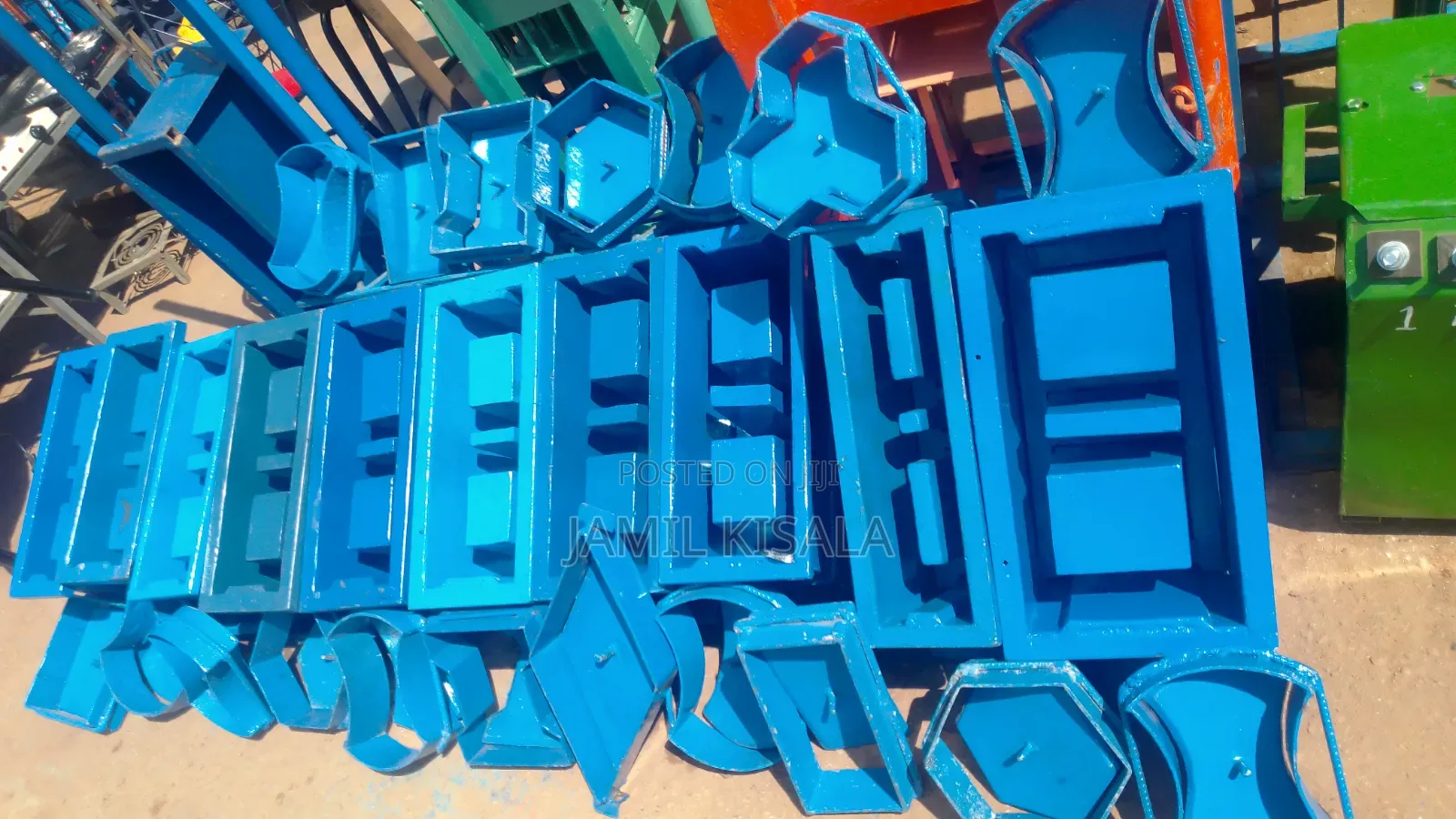 4 8 and 8 Block Moulds