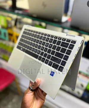 Laptop HP EliteBook 1040 G8 32GB Intel Core i7 SSD 512GB