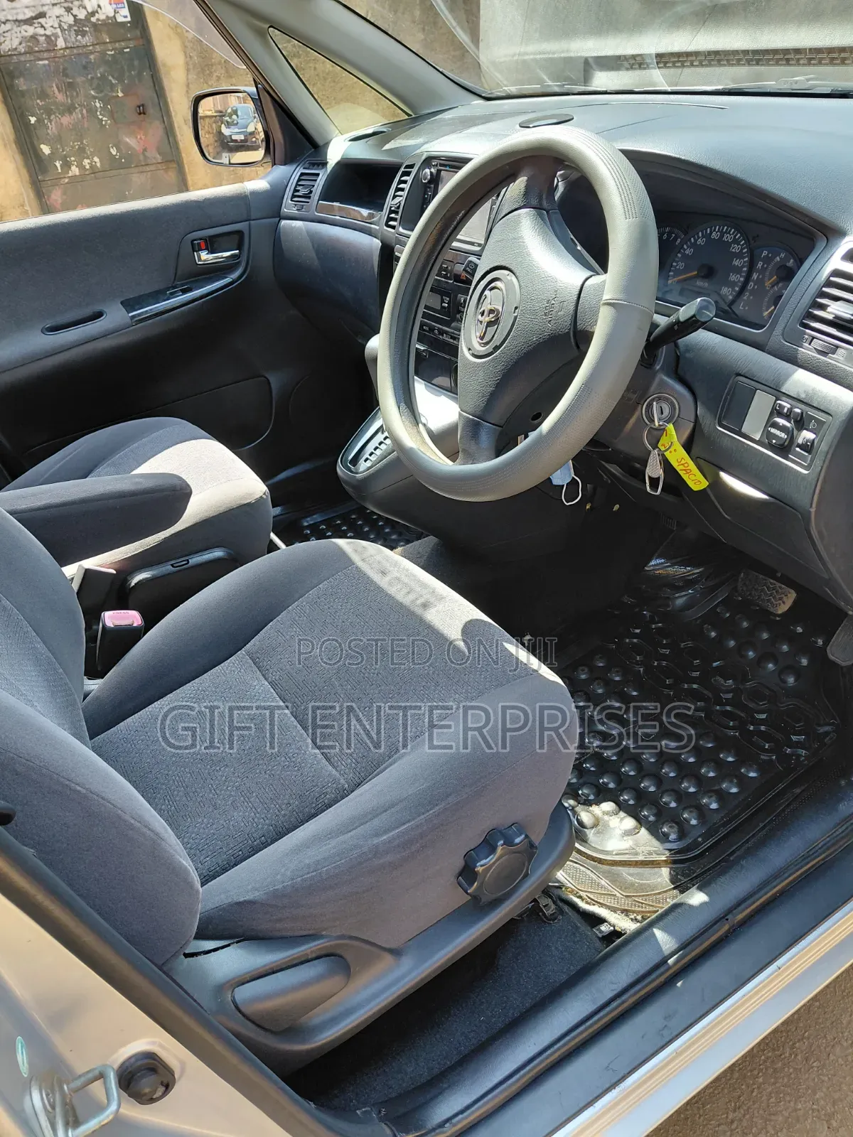 Toyota Corolla Spacio 2006 Silver