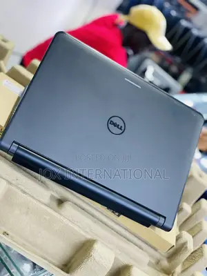Laptop Dell Latitude 13 3340 4GB Intel Core i3 HDD 500GB