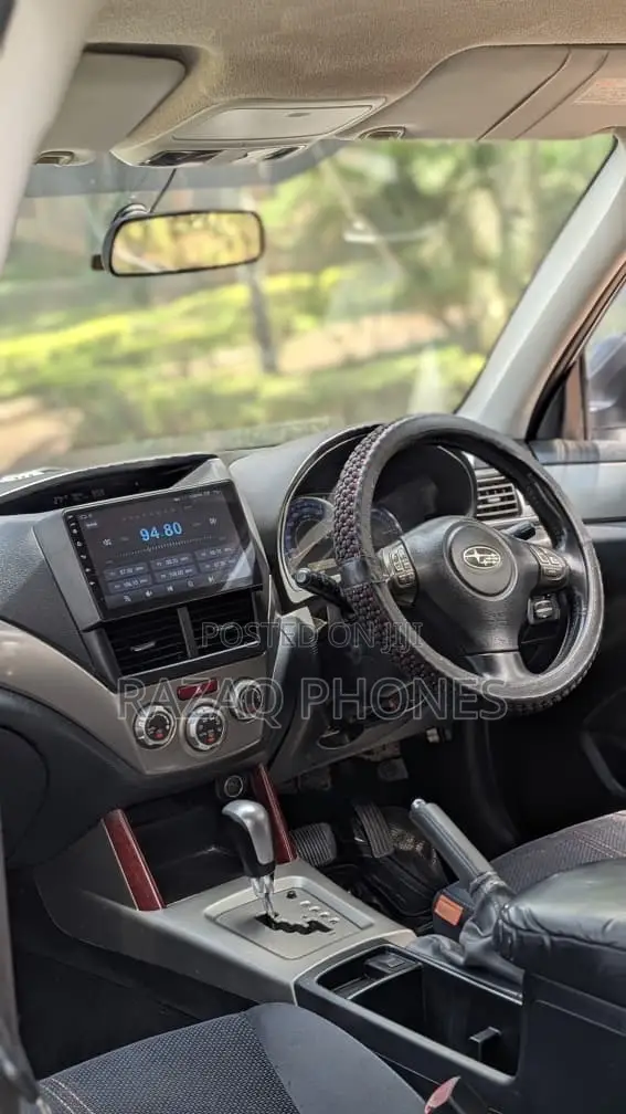 Subaru Forester 2010 Silver