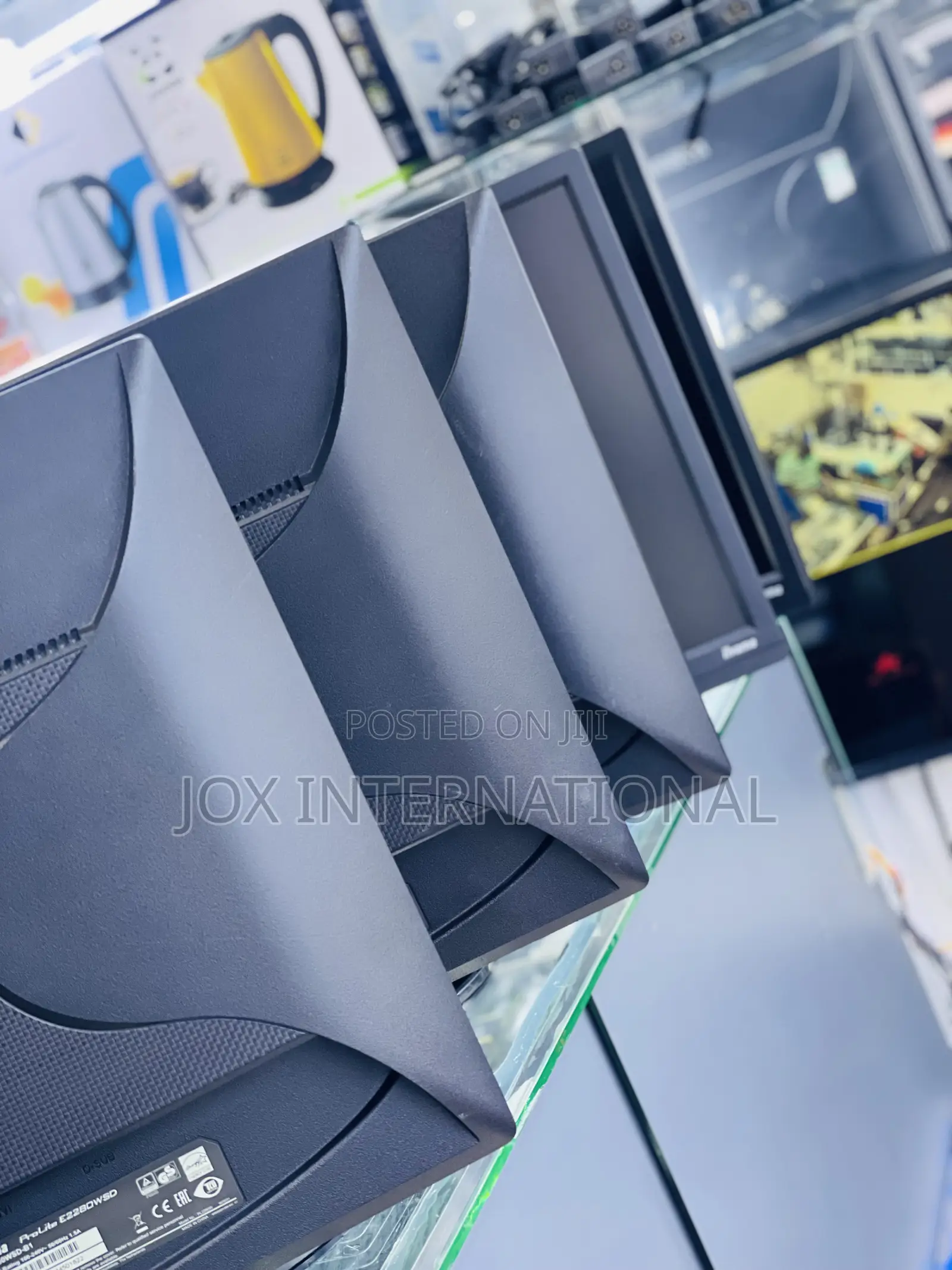22 Inch Monitor