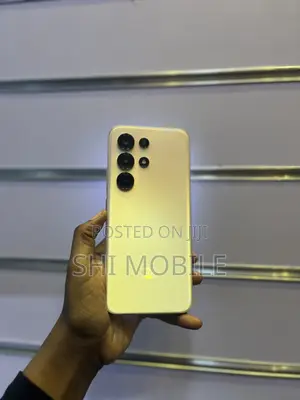 Itel S26 Ultra 256 GB Gold