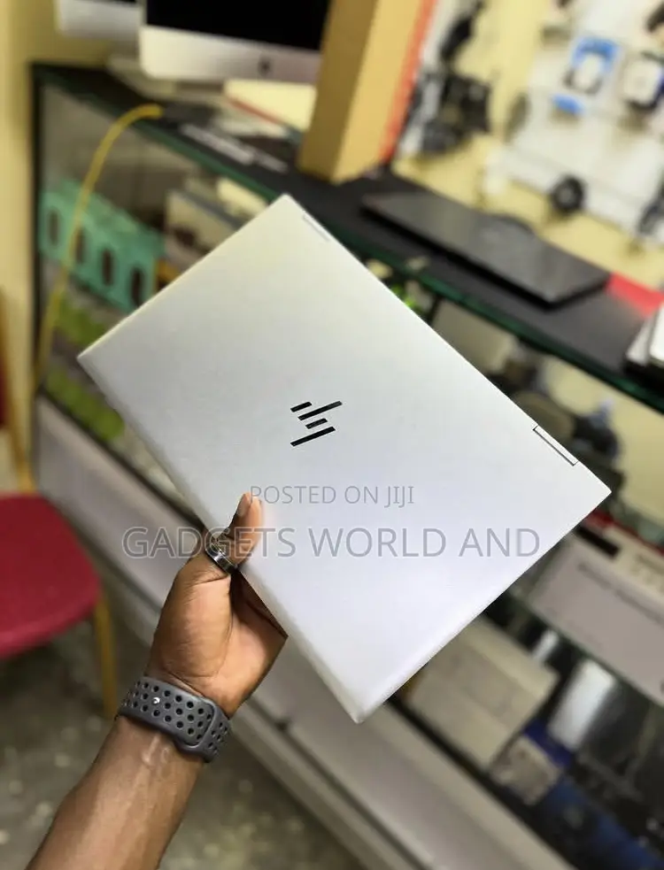 New Laptop HP EliteBook 1040 G8 32GB Intel Core i7 SSD 512GB
