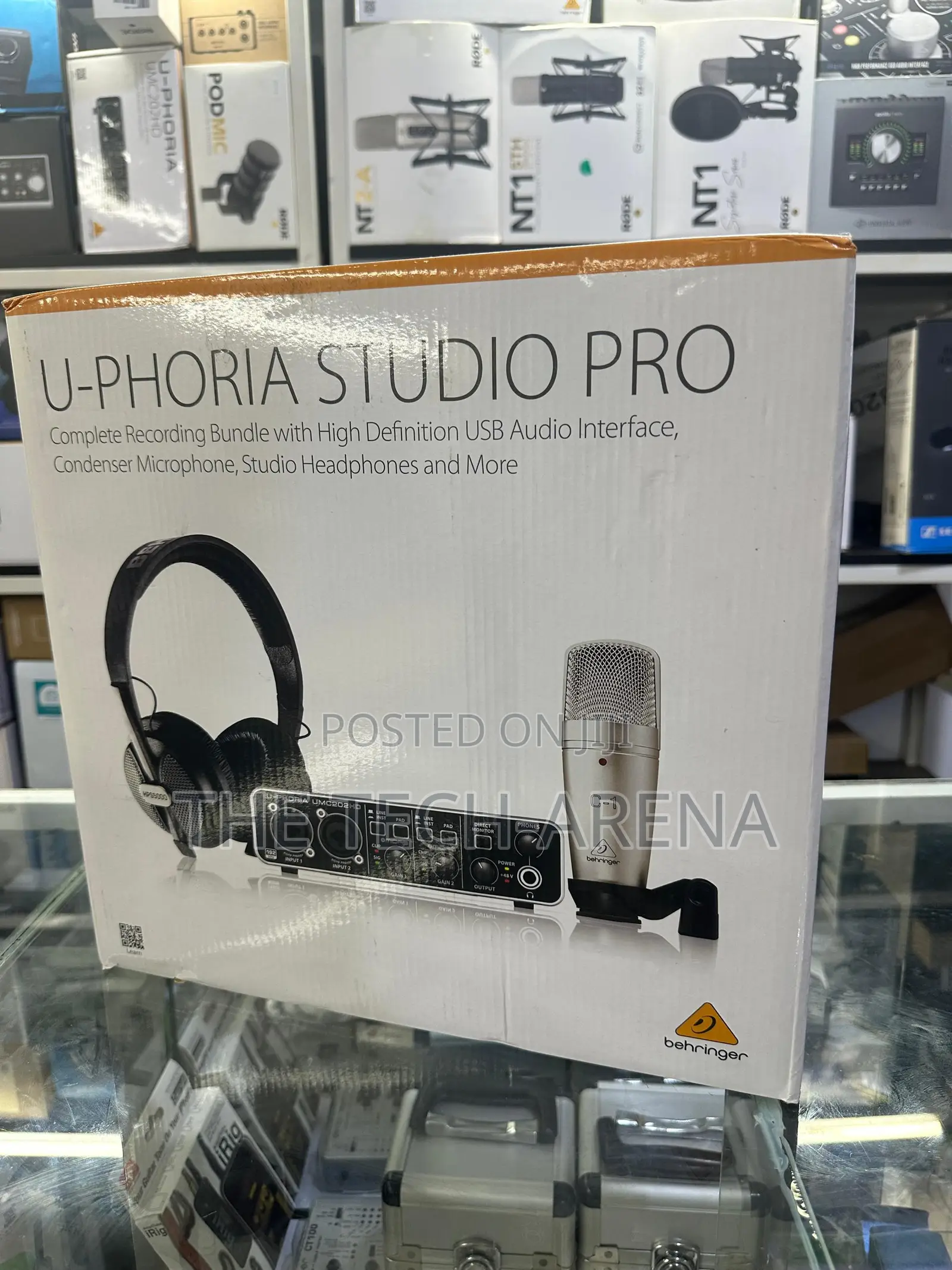 Behringer U-Phoria Studio Pro Recording Bundle
