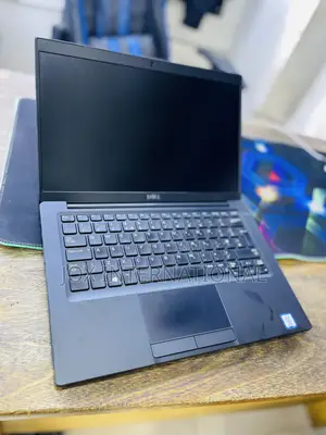 Laptop Dell Latitude 7390 8GB Intel Core i7 SSD 256GB