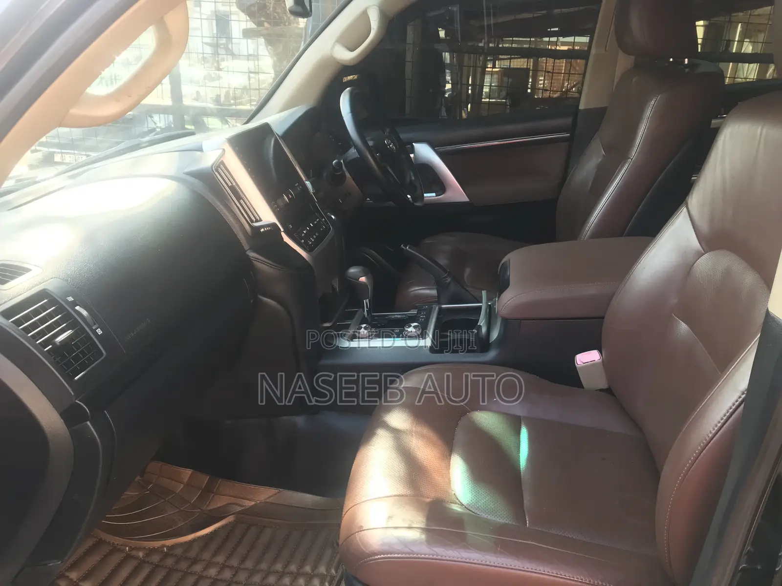 Toyota Land Cruiser Prado 2016 Black