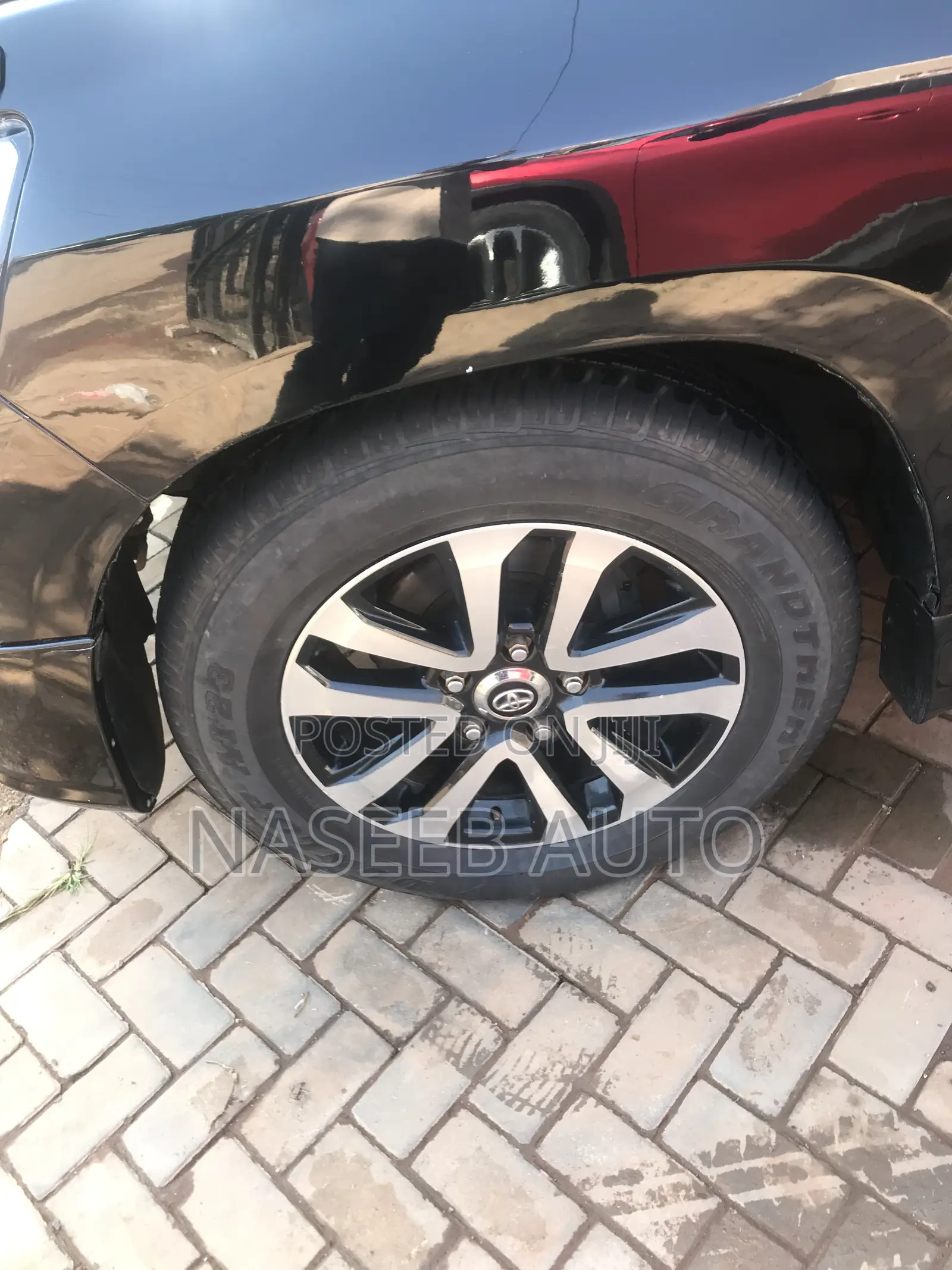 Toyota Land Cruiser Prado 2016 Black