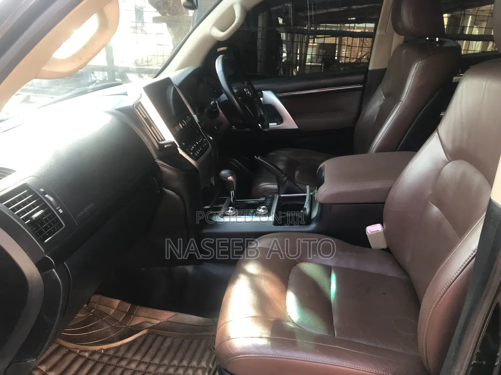 Toyota Land Cruiser Prado 2016 Black