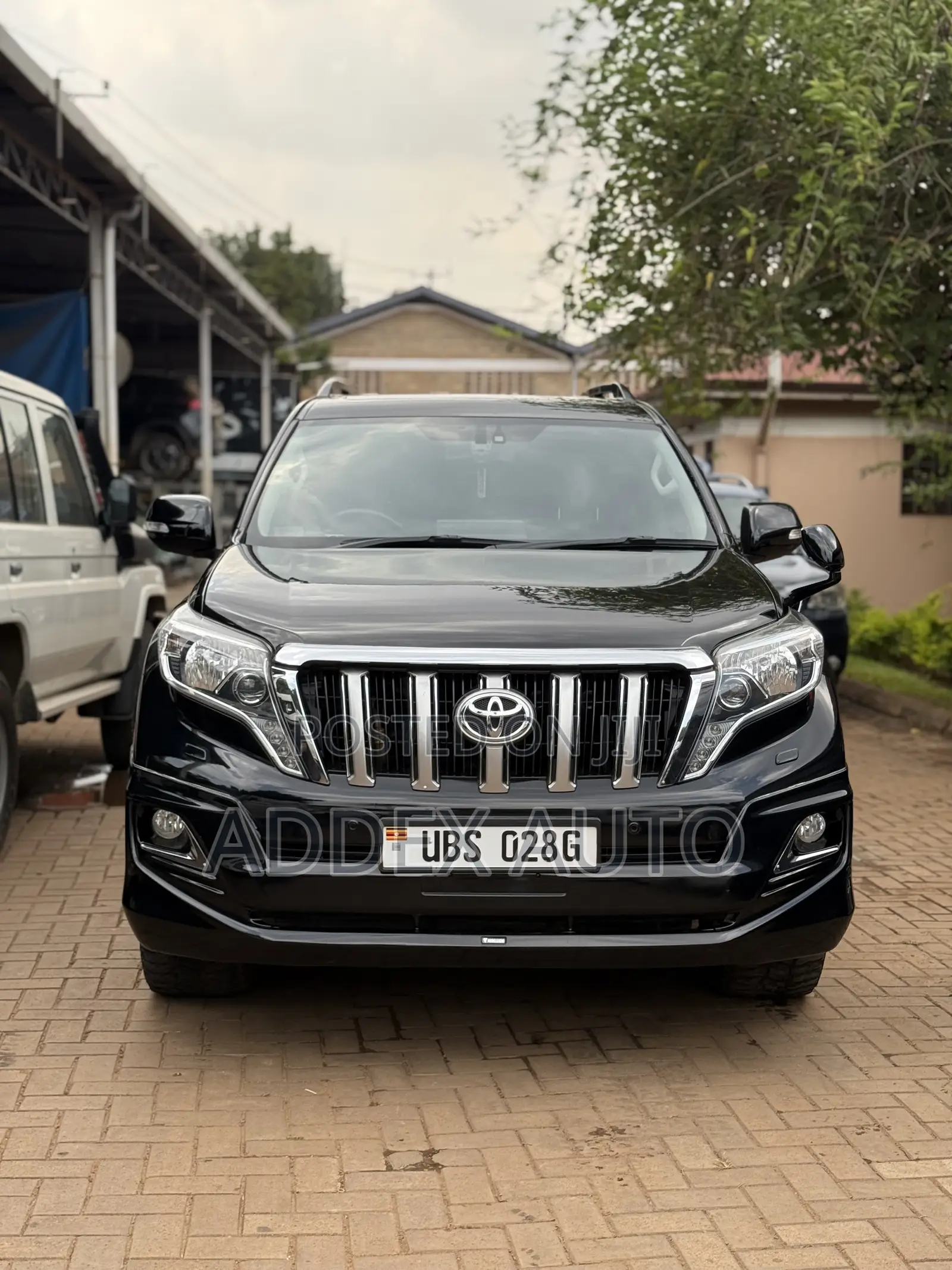Toyota Land Cruiser Prado 2.8 D-4D 2015 Black