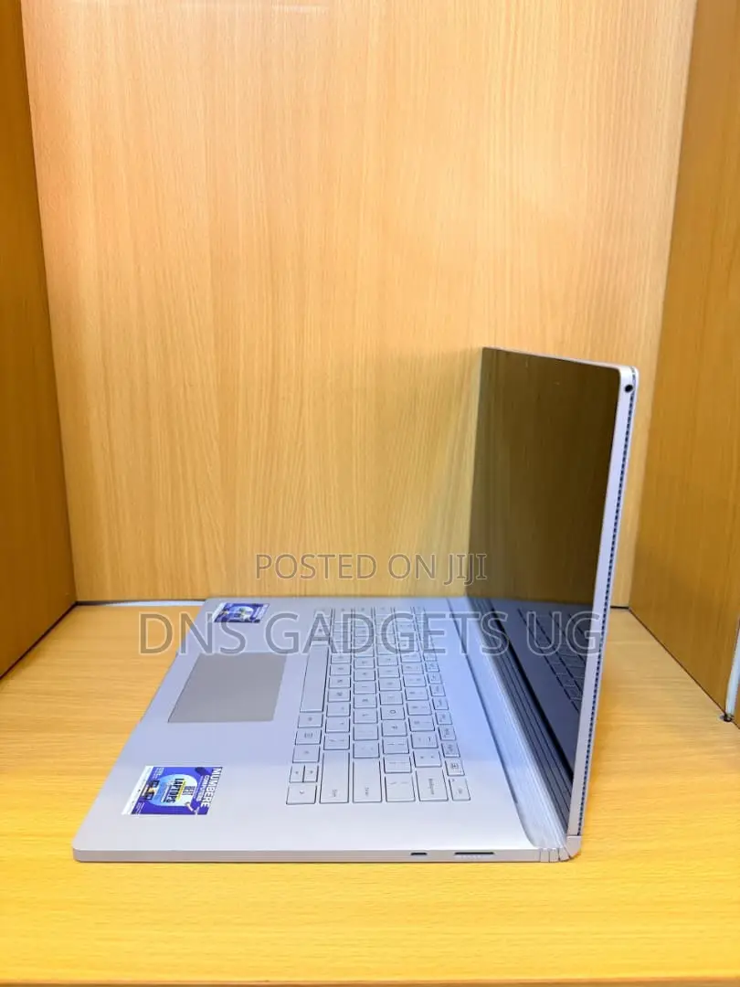 Laptop Microsoft Surface Book 2 8GB Intel Core i5 SSD 256GB