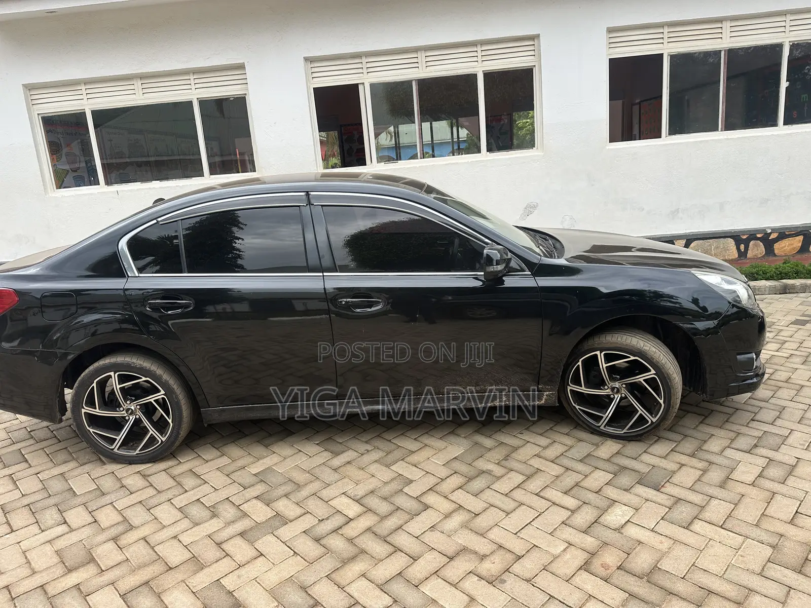 Subaru Legacy 2.5i 2010 Black