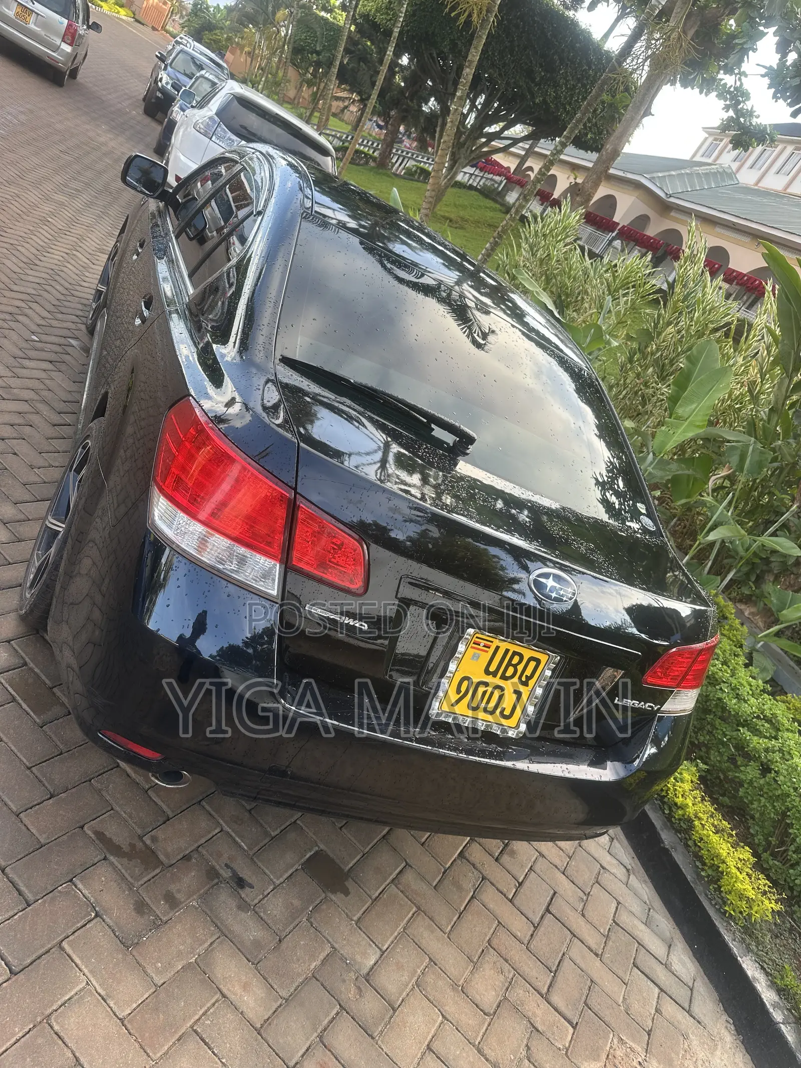 Subaru Legacy 2.5i 2010 Black