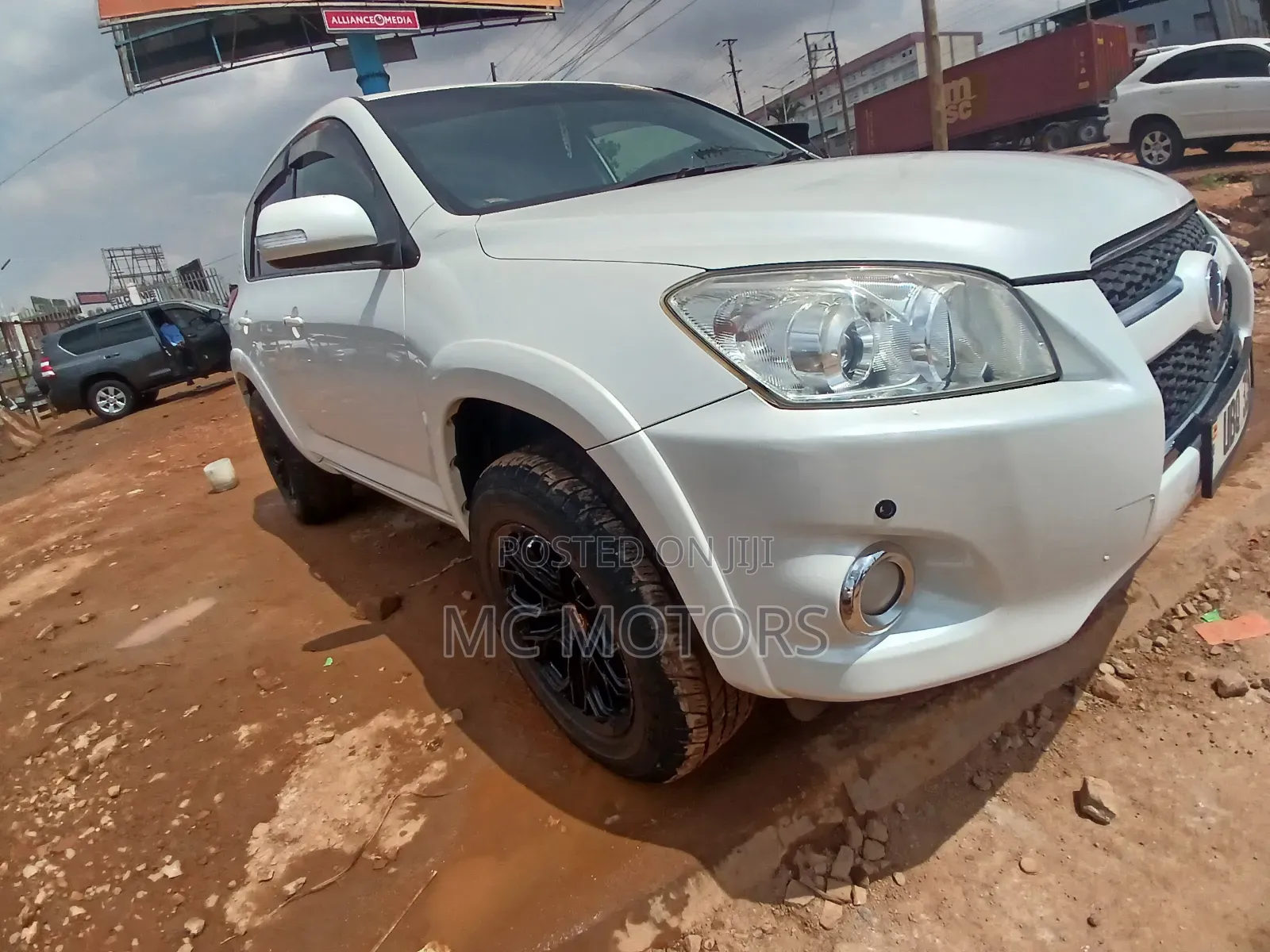 Toyota RAV4 2.5 Limited 4x4 2011 White