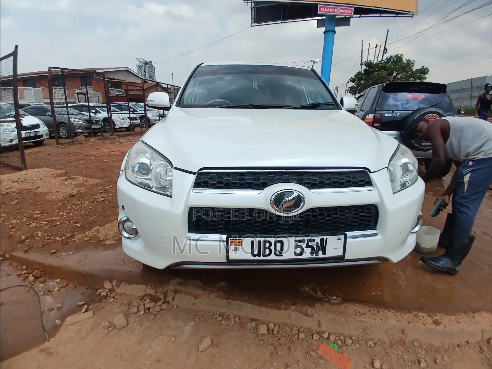 Toyota RAV4 2.5 Limited 4x4 2011 White