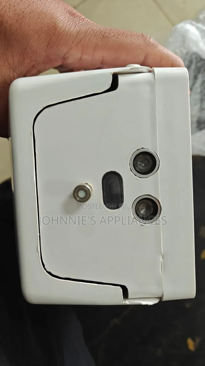 Desco Automatic Hand Sanitizer Dispenser 1l