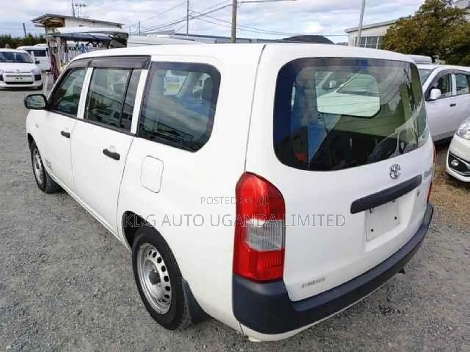 Toyota Probox 1.5 DX 2WD 2017 White