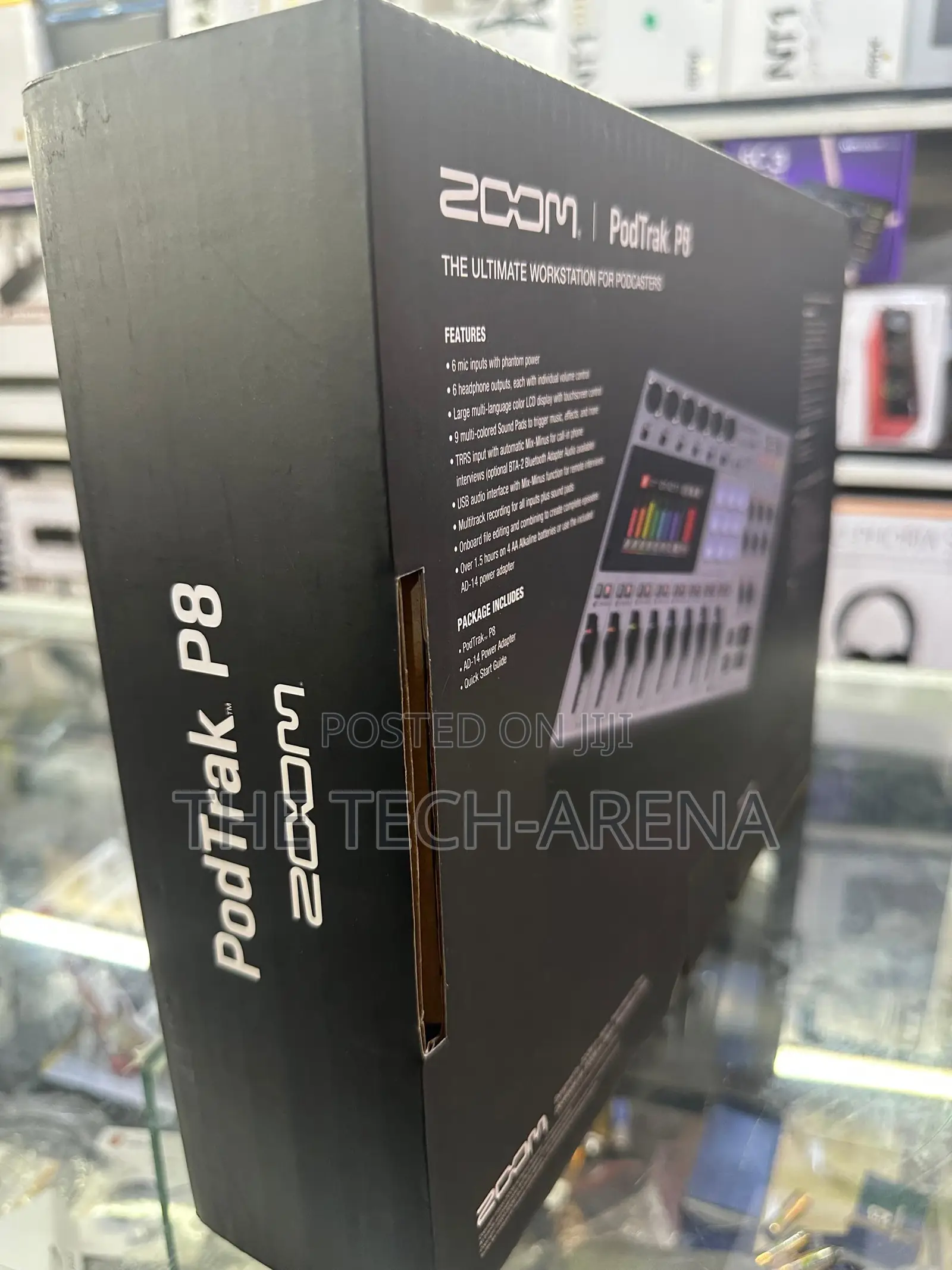 Zoom Podtrak P8 Podcast Production Studio