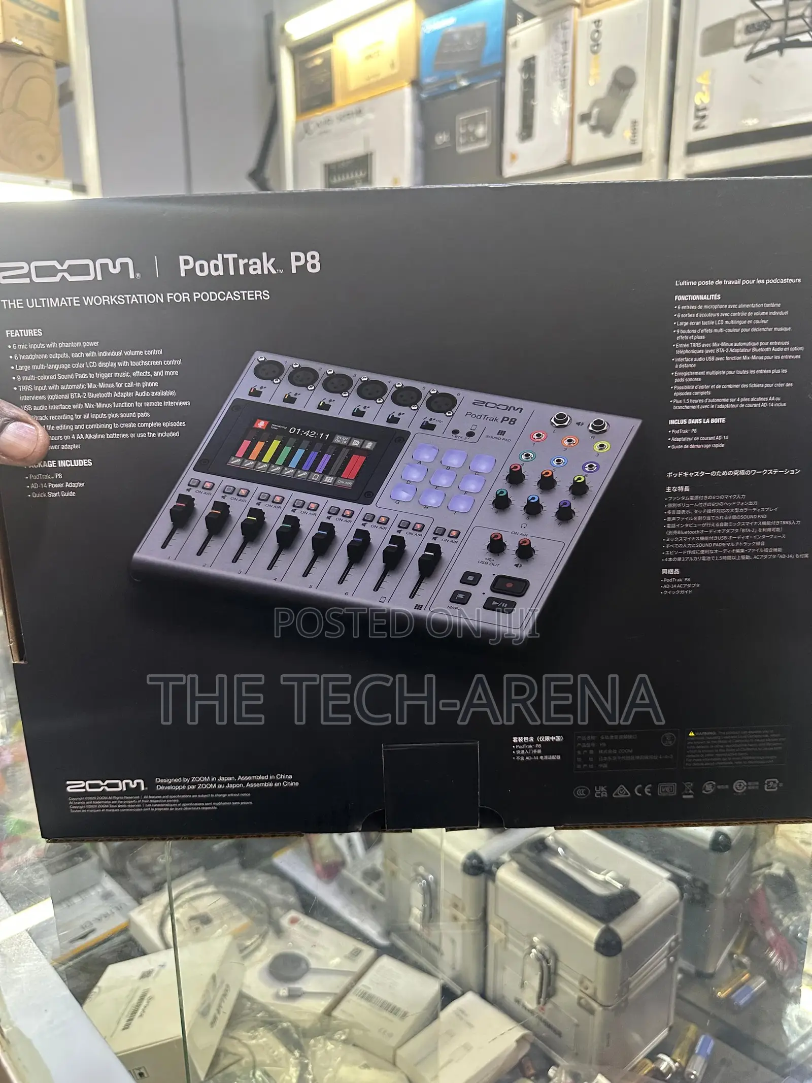 Zoom Podtrak P8 Podcast Production Studio