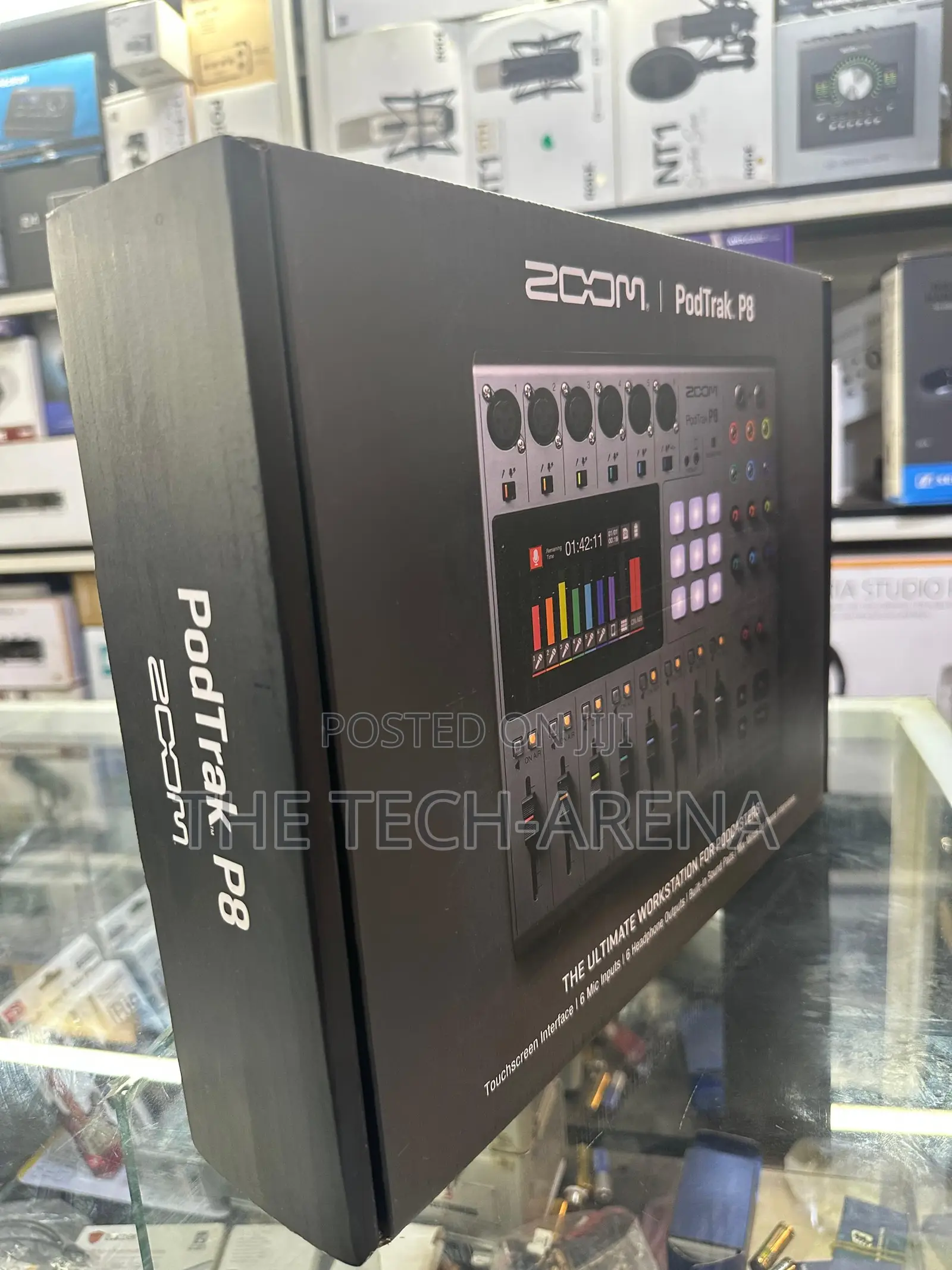 Zoom Podtrak P8 Podcast Production Studio