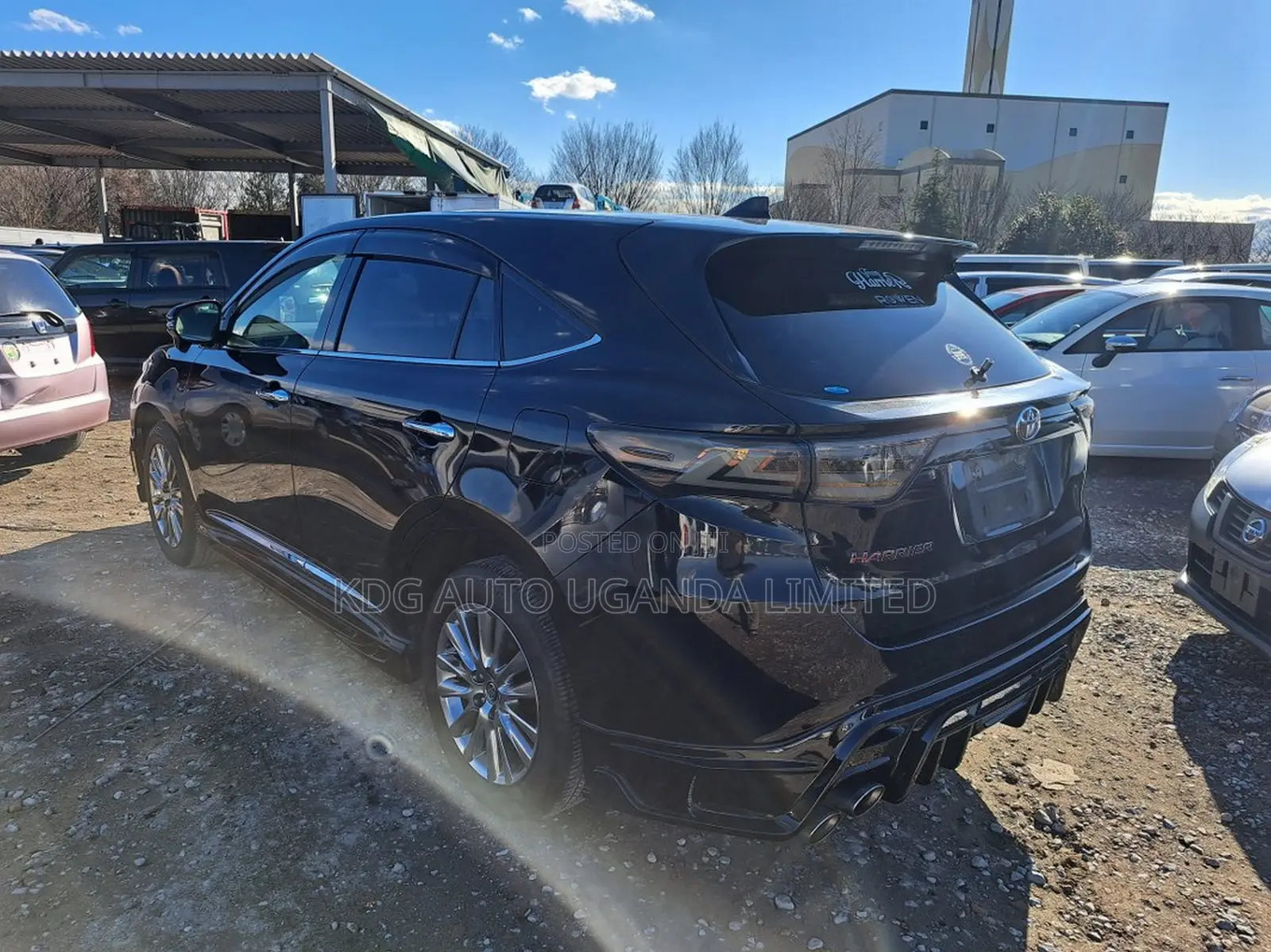 Toyota Harrier 2.0 2017 Black