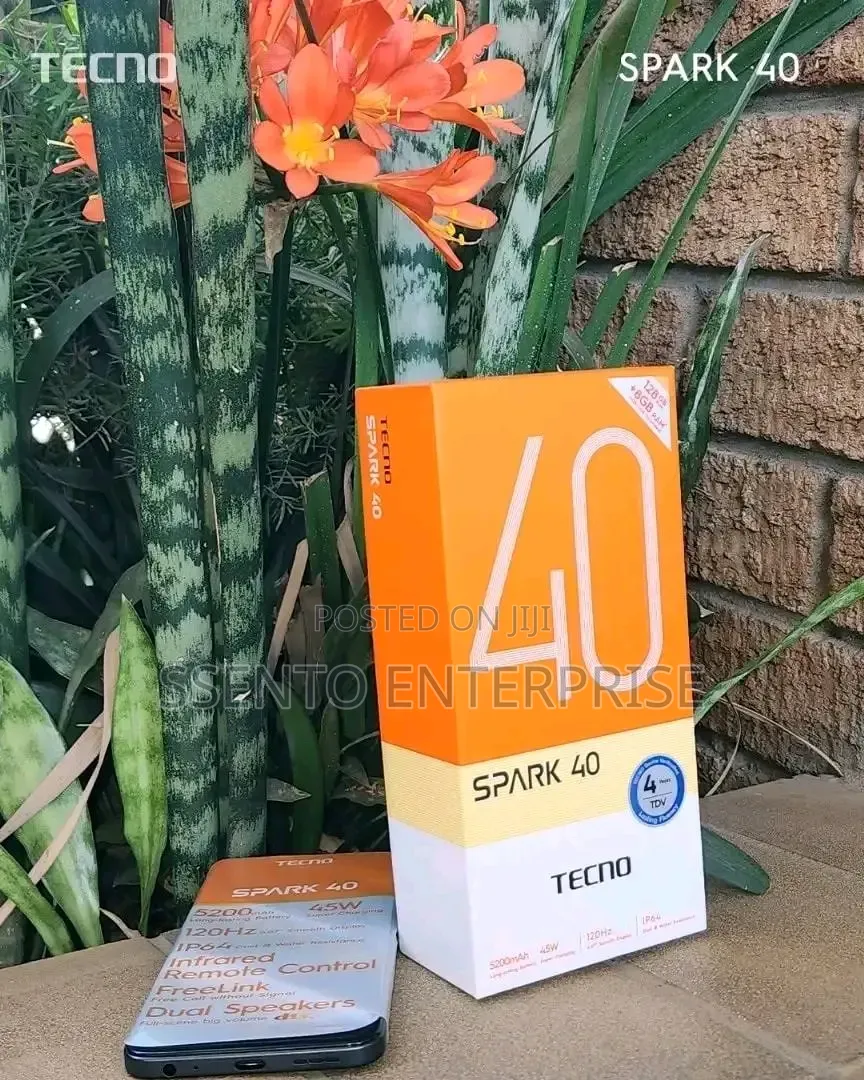New Tecno Spark 40 128 GB Orange